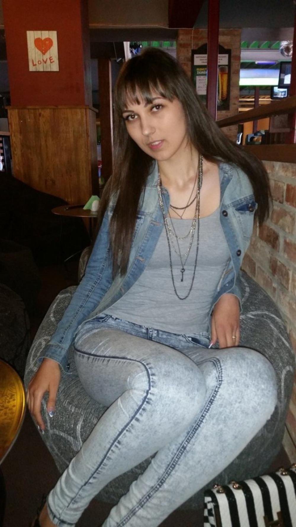 Simona Senauskaite (30)  