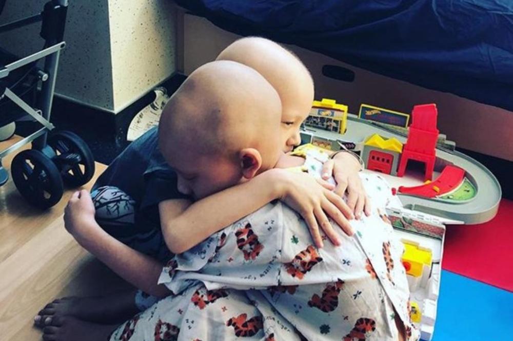 BRATU I SESTRI OTKRIVENI TUMORI U ROKU OD 14 DANA Lekari zaprepašćeni, roditelji OČAJNI, porodica proživljava PAKAO