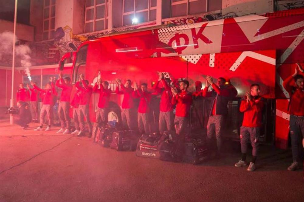 EUFORIJA NA MAKSIMUMU, DELIJE U EKSTAZI: Spektakl na dočeku fudbalera Crvene zvezde!