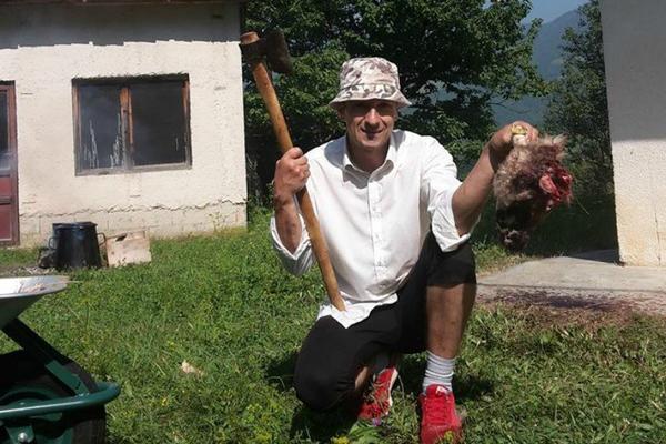 LIKVIDIRAN EDIN GAČIĆ U OBRAČUNU SA SPECIJALCIMA! Otvorio je rafalnu paljbu na njih i ranio jednog!