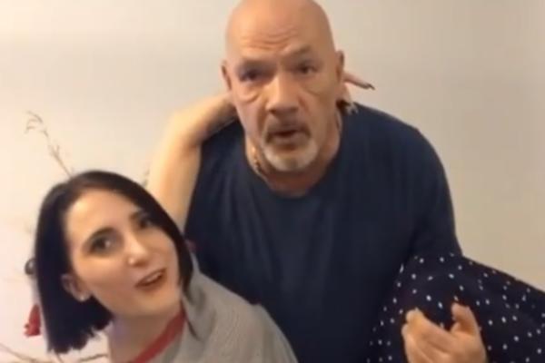 LJUDIMA SE ZGADILA: Kada je manekenka (20) saopštila porodici koliko joj dečko ima godina, zanemeli su!