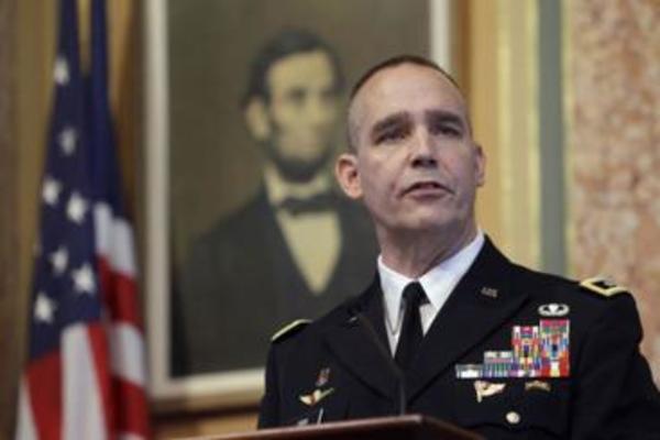 AMERIČKI GENERAL KOJEG JE TAČI ODLIKOVAO OTKAZAO POSETU ZBOG TAKSI: Lideri u Prištini ZANEMELI OD ŠOKA