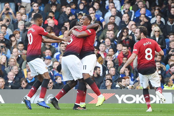 PRAVI JE ĐAVO: Zvezda Mančestera prevarila trudnu verenicu! Kad vidite kakva je bomba, zapitaćete se kako je mogao!