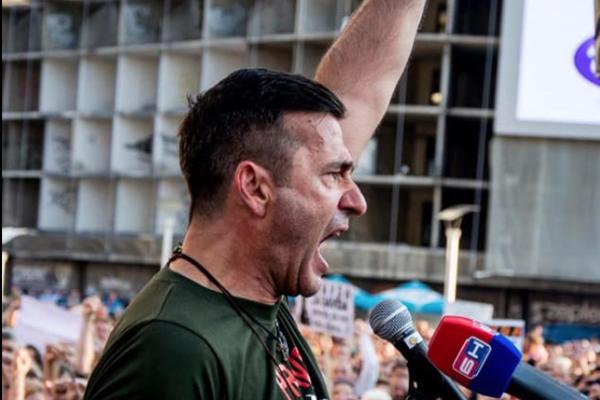 TI SAD U ZEMLJI, JA VAN ZEMLJE, BEZ TEBE NE IDE: Reči Davora Dragičevića za ubijenog sina kidaju srce!