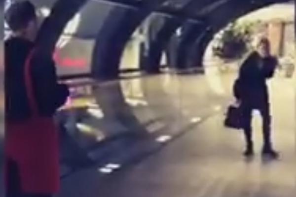 NAJLUĐA PROSIDBA SVIH VREMENA MEĐU SPORTISTIMA: Slaviša je napustio pripreme da bi kao Miki Maus zaprosio devojku!