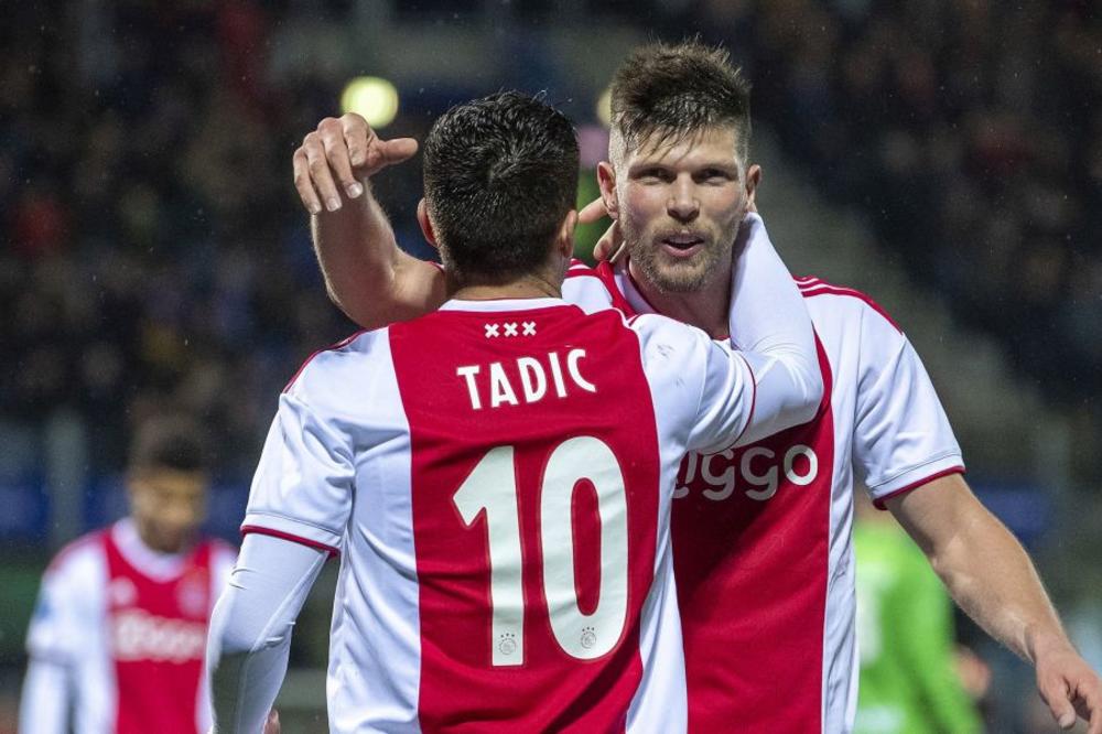 NOVI KAPITEN, STARE NAVIKE: Dušan Tadić sa trakom oko ruke vodio Ajaks do novog trofeja!