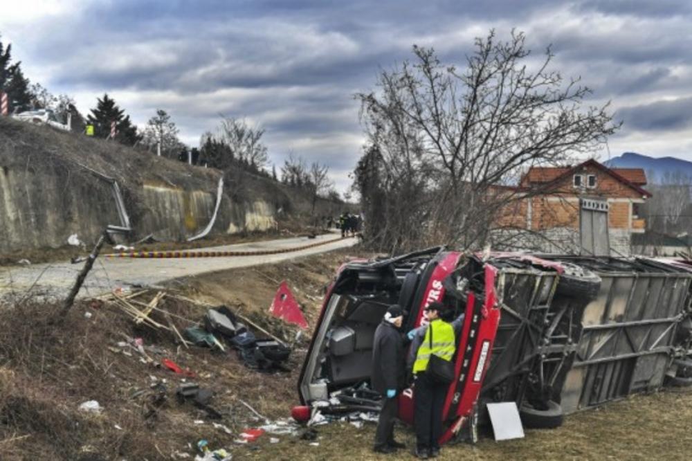 POGINULO 14 PUTNIKA I JEDAN IGRAČ: Košarkaški Kup odložen zbog stravične saobraćajne nesreće!