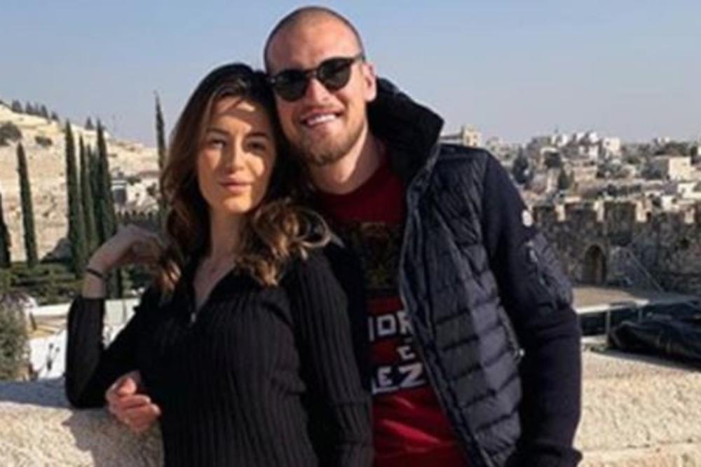 JOŠ JEDNA VELJKOVA BIVŠA SE PORAĐA: Vratila se u RODNI KRAJ da joj SIN bude pravi SRBIN! (FOTO)