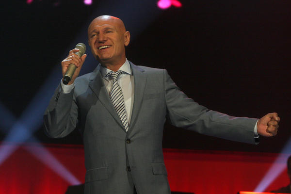 JOŠ OVU NOĆ: Poslednji veliki koncert Šaban je posvetio supruzi Gordani, a ovako je govorio tada...