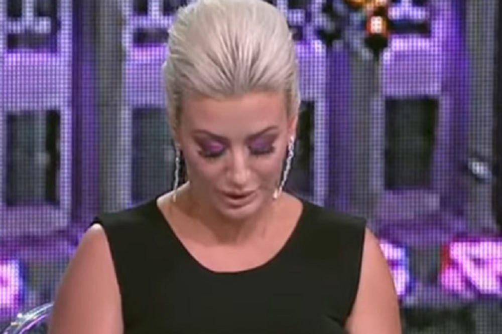 DUŠICA IMA GRBICU KOJA NEMA SVOJU FUNKCIJU, ALI NJOJ ONA NE SMETA VEĆ SE ZALJUBILA U NJU: Voditeljka objavila sliku