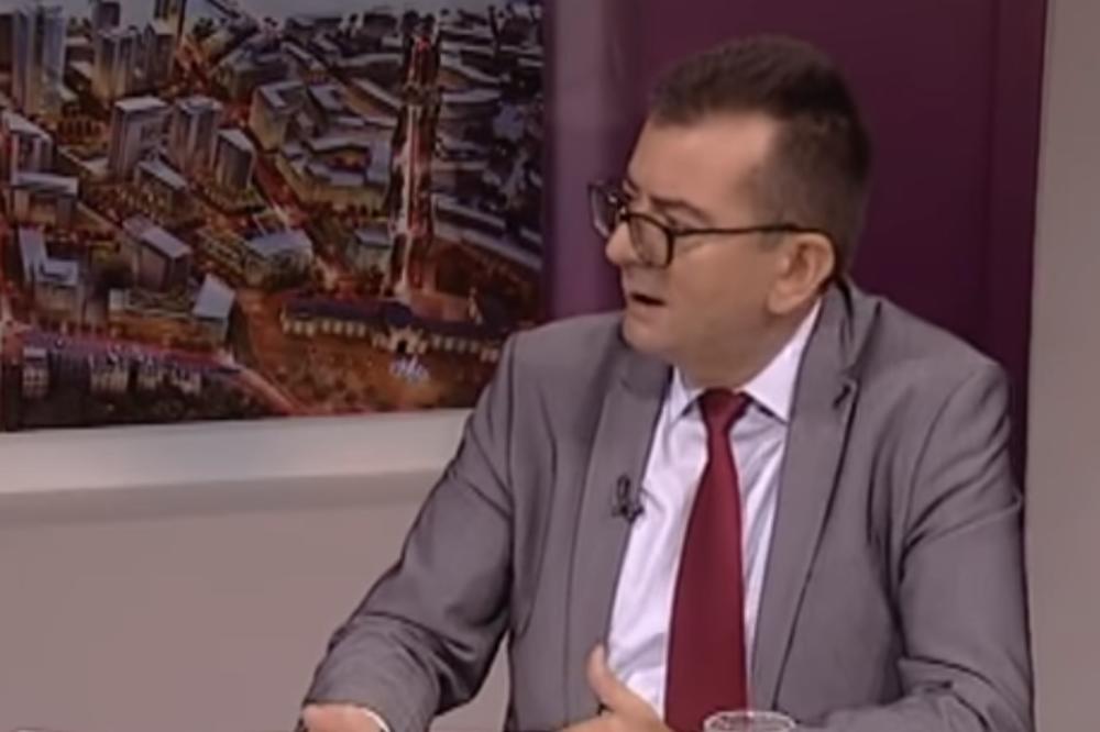 SPRDAJU SE S NJIM SVE U 16 Poslanik Saveza za Srbiju napravio neviđen gaf, izvinio se, ali to ga nije spasilo bruke