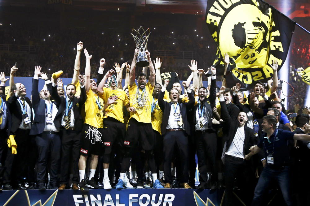 AEK JE ŠAMPION SVETA U KOŠARCI: Da, dobro ste pročitali, ali kad vidite s kim se takmičio, sve će vam biti jasno!