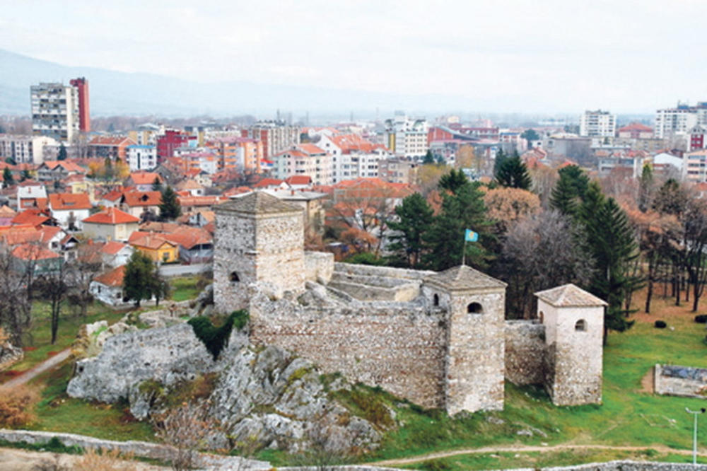 DEČAK (11) PAO NIZ STEPENICE, ZADOBIO PRELOM LOBANJE: Teška nesreća na pirotskoj tvrđavi!