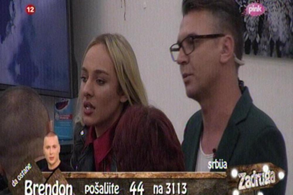 ŽELI DA IH POMIRI? Luna u izolaciju poslala Maju i Doroteu!