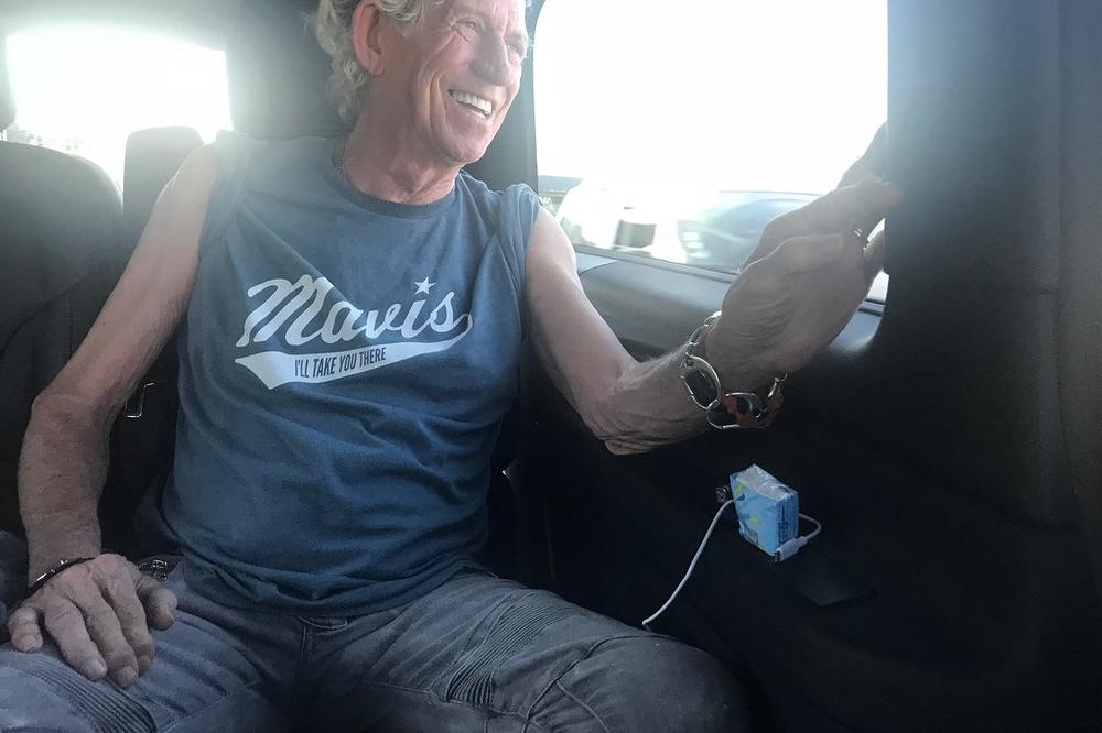 MUKE PO KITU RIČARDSU: Lakše je skinuti se s heroina nego ostaviti pušenje