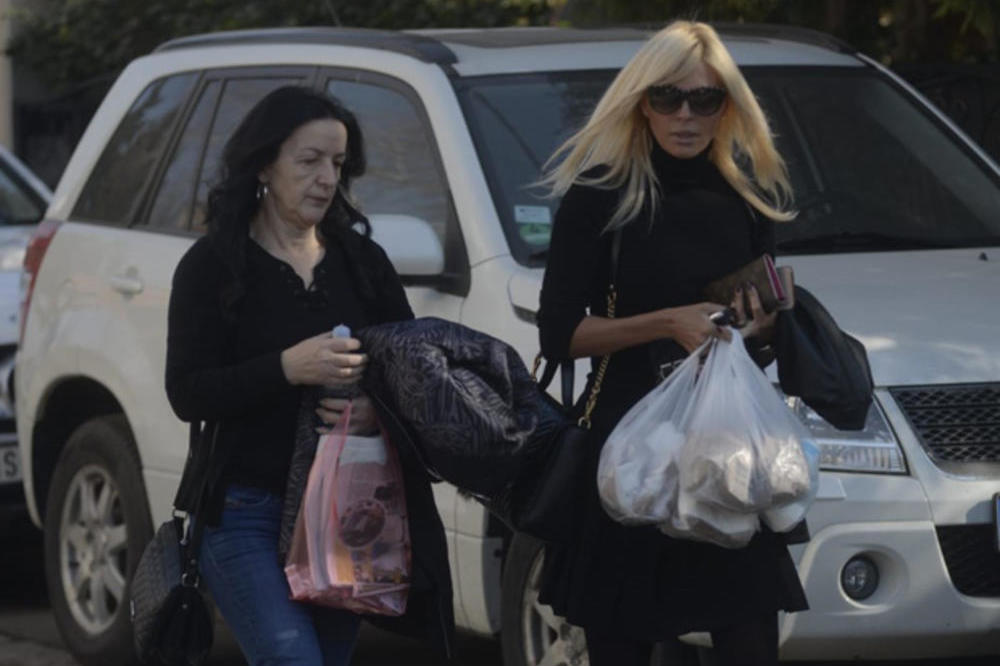 MUK I TUGA ISPRED ŠABANOVE KUĆE: Mihajlova verenica stigla u dom Šaulića! Ne odvaja se od Goce i Ilde! (VIDEO)