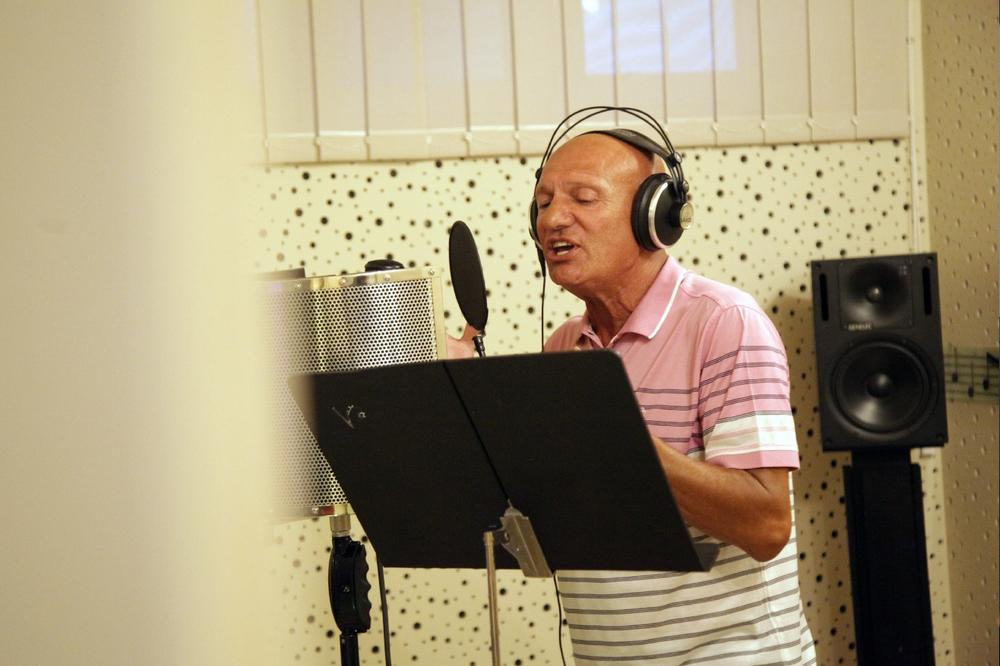 ŠABAN JE U SUBOTU TREBAO DA NASTUPA SA NJOM: Pevačica NEUTEŠNA zbog Šaulićeve smrti, a onda je dala jedno OBEĆANJE!