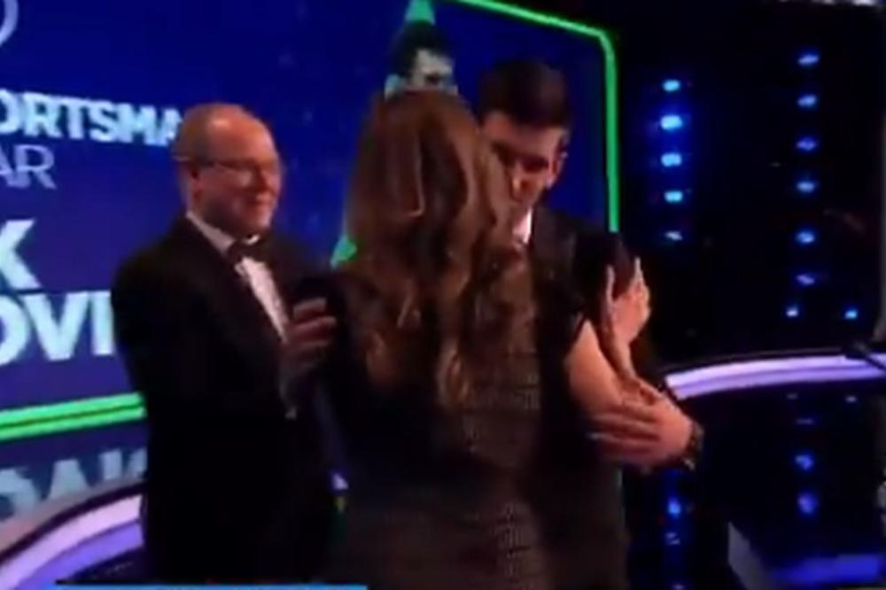 MONIKA SELEŠ NIJE ZABORAVILA DA SE U SRBIJI LJUBI 3 PUTA: Đoković joj se potom obratio i učinio je mega ponosnom!