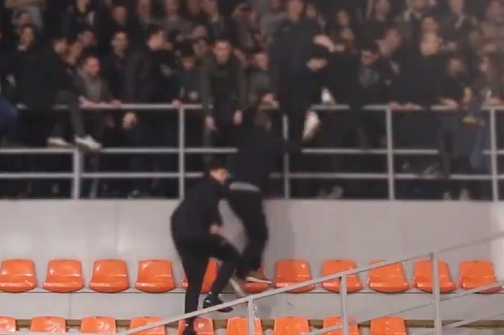 PROCUREO NEVIĐEN SNIMAK IZ ČAIRA: Sin legende Zvezde se popeo kod Kimijevaca, zaorila se pogrdna pesma za Delije!