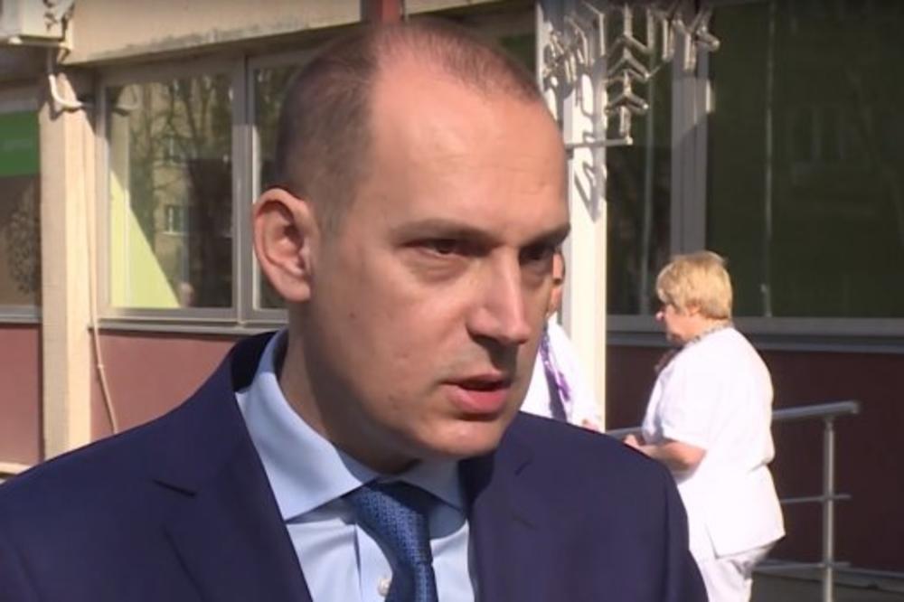 AKO DECA S NAJTEŽIM OBOLJENJIMA ŽELE DA VIDE VUČIĆA, ISPUNIĆEMO IM TU ŽELJU Lončar objasnio posetu predsednika deci