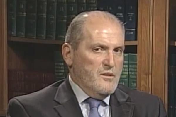 OVAJ ČOVEK JE UPRAVO NAJAVIO IZBORE NA KOSOVU: Ovo su detalji