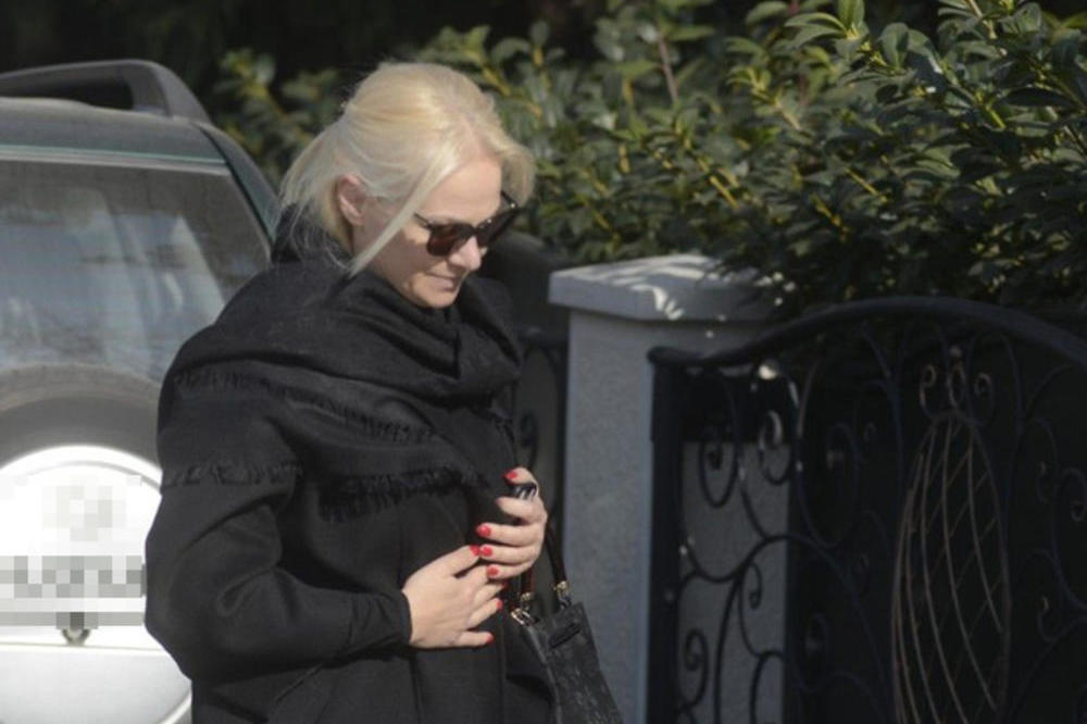 ILDA ĆE PRVI PUT ZAPEVATI POSLE ŠABANOVE SMRTI: Smogla SNAGE da se vrati na scenu posle 4 meseca od TRAGEDIJE!