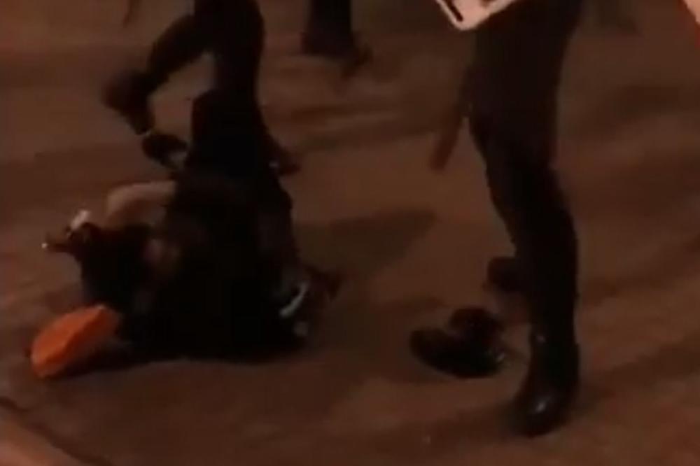 DOK SU SE OSTALI TUKLI, ON JE PRODAVAO DROGU: Navijači Seltika pohapšeni u Valensiji, ali jedan iz posebnog razloga