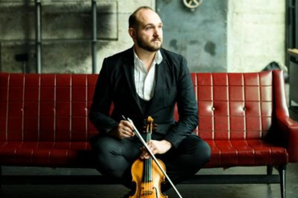 MUDROSLOVLJE U FILHARMONIJI: Koncert s renomiranim violistom Sašom Mirkovićem