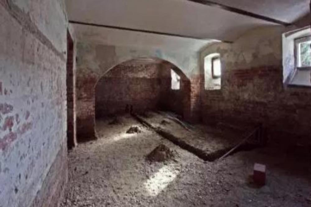 NIJE DAO ŽENI 20 DANA DA ULAZI U PODRUM: Ono što je kasnije zatekla, ostavilo je bez teksta! (VIDEO)