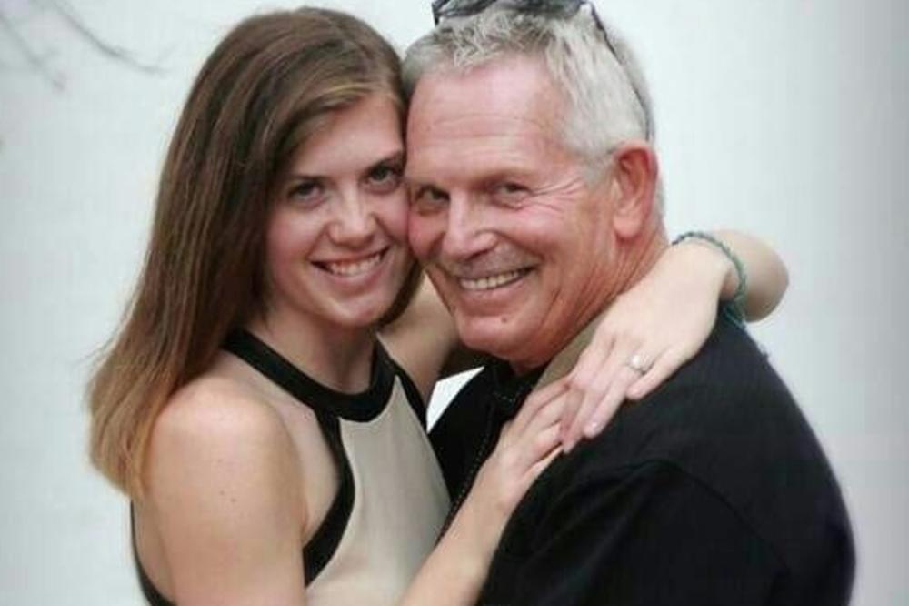 RODITELJI SU JE ISTERALI IZ KUĆE ZBOG VEZE SA PENZIONEROM: Ljudi misle da smo deda i unuka, vređaju mog muža!