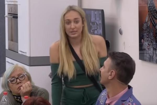 IMALA AFERU S NJIM, A SADA PRIZNALA DA GA VOLI: Luna otkrila zašto i dalje POMINJE jednu osobu iz spoljnog sveta...