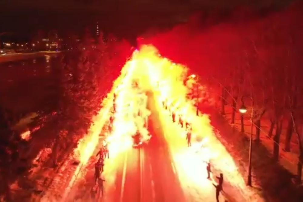 TO SE ZOVE VETAR U LEĐA: Navijači Zenita spremili nezaboravan doček svojim ljubimcima, pa ih pogurali do pobede!