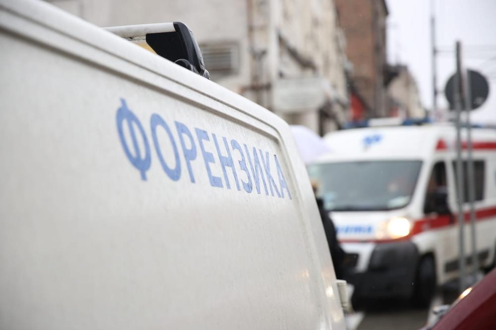 TINEJDŽERKA HTELA DA SNIMI SELFI NA VRHU ZGRADE, ONDA SE OKLIZNULA: Velika TRAGEDIJA u NIŠU!