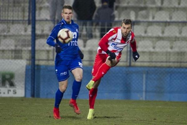 USLOVI SU BILI NEPRIHVATILJIVI, ALI TO JE REALNOST: Zvezdin heroj Gajić gol u Surdulici posvetio supruzi!