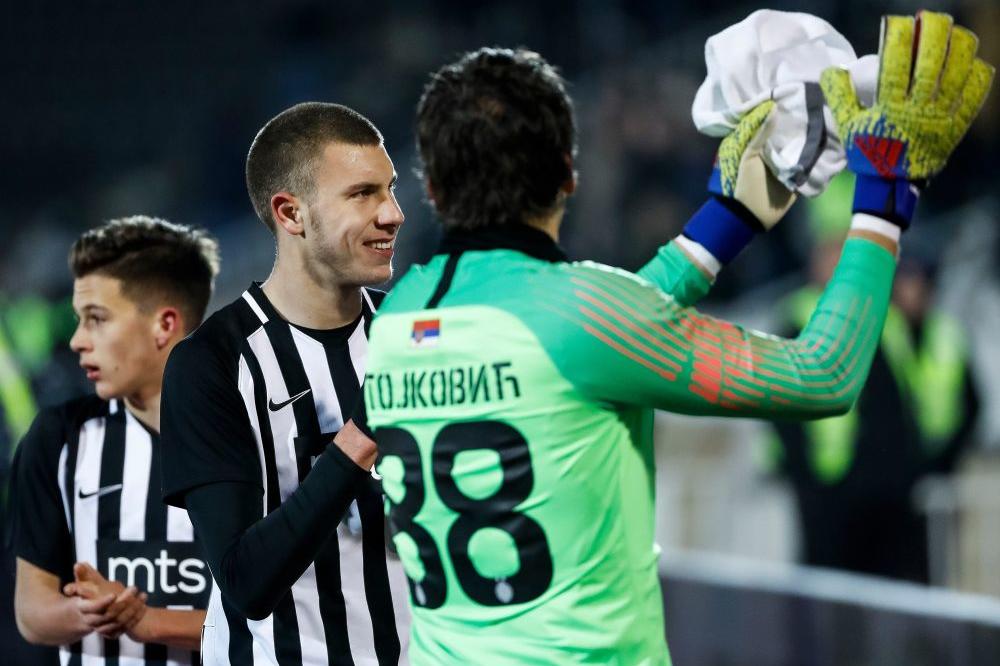 GROBARI, DA LI SE ČUJEMO? Partizan poziva navijače da razgovaraju sa Kalabom!