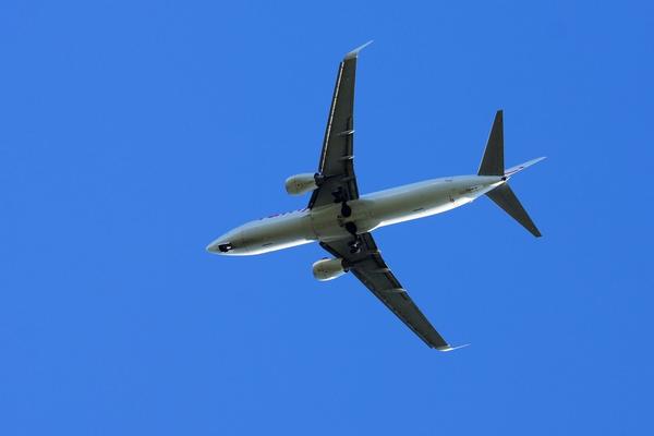 DRAMA NA NEBU, GROM UDARIO U AVION "CROATIA AIRLINES-A": Čuo se JAK PRASAK!