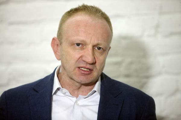 ĐILASOV SUNOVRAT! SZS DRASTIČNO PAO REJTING: Oni su ispod 10 odsto, a SNS?