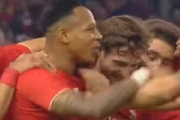 PLATIO 8 DEVOJAKA ZA VIŠE NOĆI BLUDNIČENJA: Liverpulov as orgijao sa maloletnicama, pojavile se i fotke!