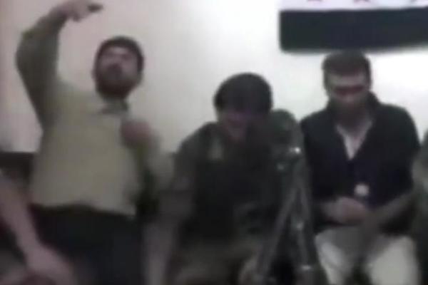 TERORISTA HTEO DA USLIKA SELFI, PA NAPRAVIO KOBNU GREŠKU: Odneo celu ekipu u vazduh! (VIDEO)