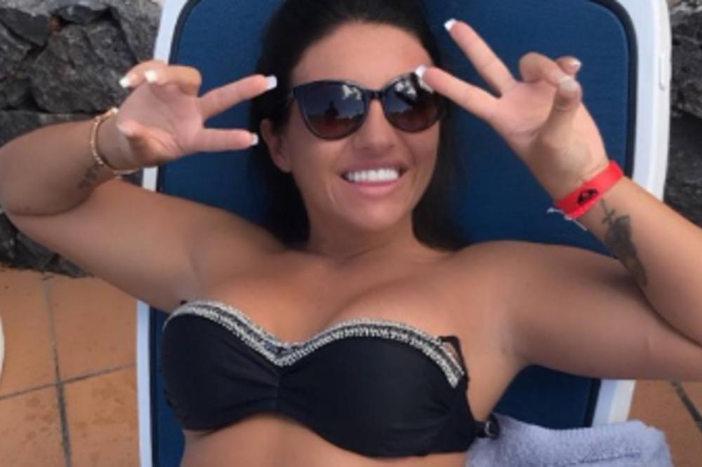 UKRALA JE TRI KREDITNE KARTICE I POTROŠILA SVE NA SEBE! Odmah je otišla kod hirurga sa neverovatnim zahtevom