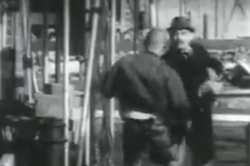 SKINHED JE POTRČAO KA STARIJEM GOSPODINU S TORBOM! Šta ste prvo pomislili kad ste videli ovu scenu? (VIDEO)