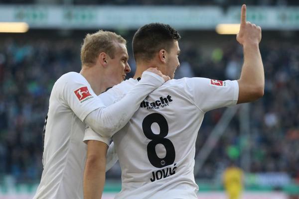 ODRIČEMO SE DVOJICE SAMO DA KUPIMO JOVIĆA: Barselona napravila plan kako da pobedi Real i Bajern u borbi za Srbina!