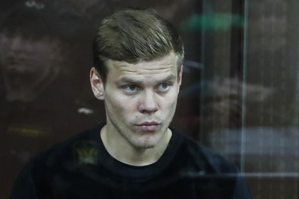 IZ ZATVORA PRAVO NA TEREN: Kokorin posle 18 meseci ležanja iza rešetaka dobio šansu za novi fudbalski početak!