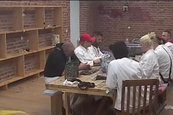 SANJA STANKOVIĆ PRIZNALA ČIME SE NEKADA BAVILA: Matorina devojka STIDELA se svog prvog posla, a evo zbog čega!