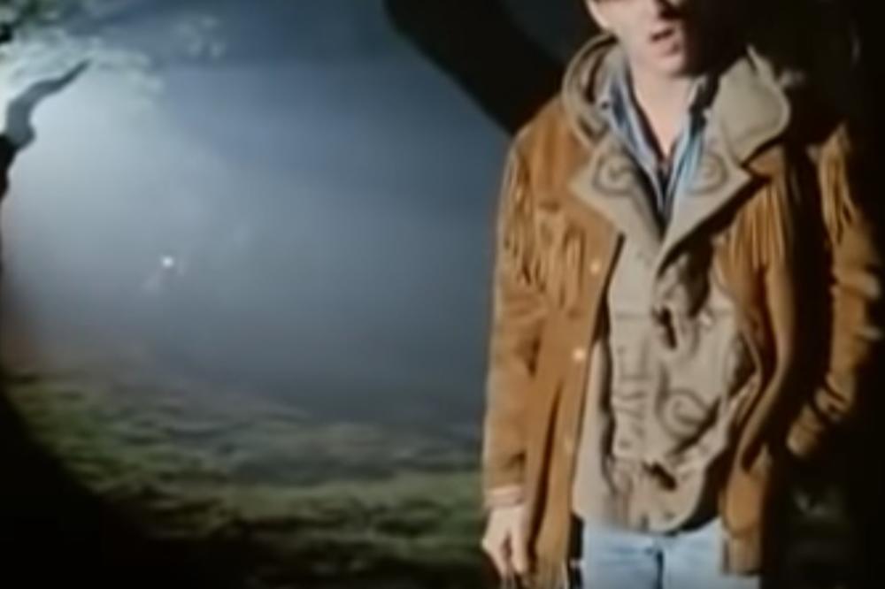 PREMINUO POZNATI MUZIČAR! Njegove pesme smo OBOŽAVALI!