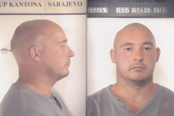 ČABU DERA TRAŽE U 3 DRŽAVE ZBOG 3 LIKVIDACIJE: Holanđani nude 20.000 evra za informaciju o PLAĆENOM UBICI IZ SRBIJE