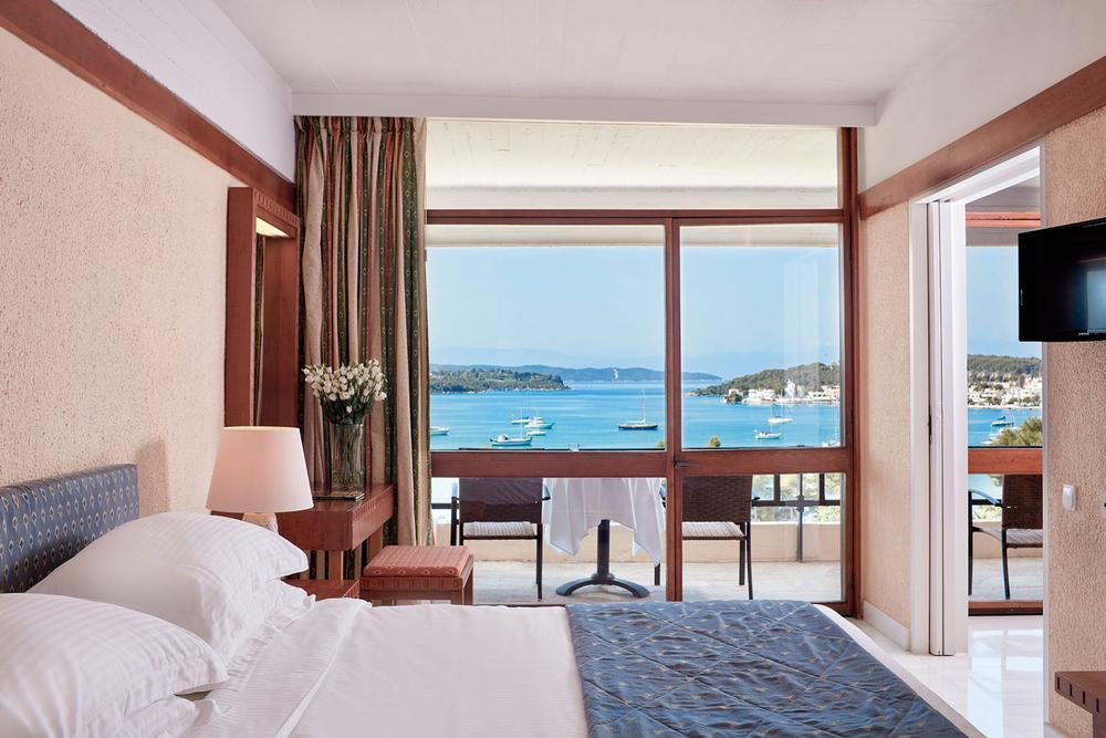 Aks Porto Heli 4*  