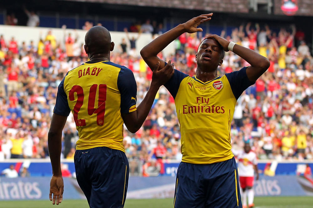 16 DELOVA TELA JE POVREĐIVAO 42 PUTA: Kraj mučenja za bivšeg fudbalera Arsenala - karijera je završena!