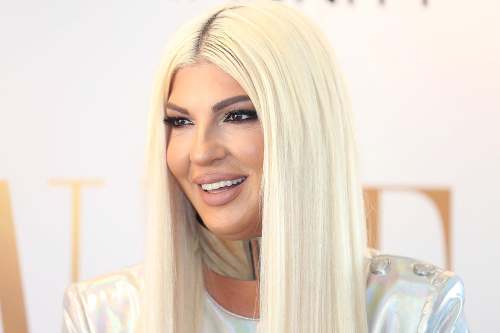 KARLEUŠINU AFERU IZUČAVAJU NA HRVATSKOM FAKULTETU: Pop diva GLAVNA INSPIRACIJA za ZAVRŠNI ESEJ studenta novinarstva