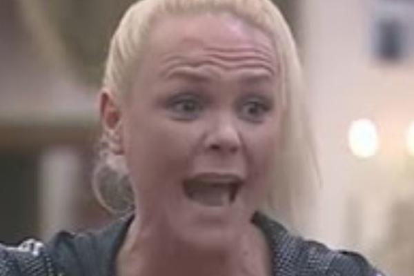 SLAĐU PETRUŠIĆ STRPALI U MARICU I DEPORTOVALI PREKO GRANICE: Neko se ovde BOJI ISTINE, uhapsiše me!